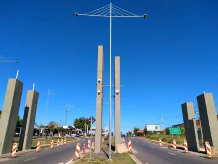 Avançam obras de portais nos acessos à Hortolândia