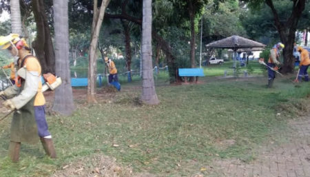 Mutirão de poda do mato e limpeza no CREAPE