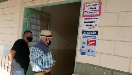 Para evitar aglomeração, 2ª dose da vacina contra a COVID-19 agora é oferecida em novo local