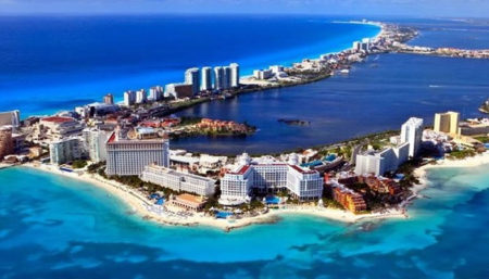Cancún se torna o paraíso para quem quer fugir da nova rotina