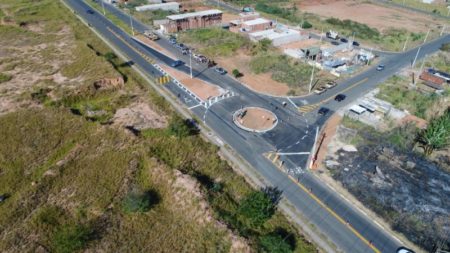 Concluída sinalização viária próximo à nova rotatória da região do Parque Orestes Ôngaro