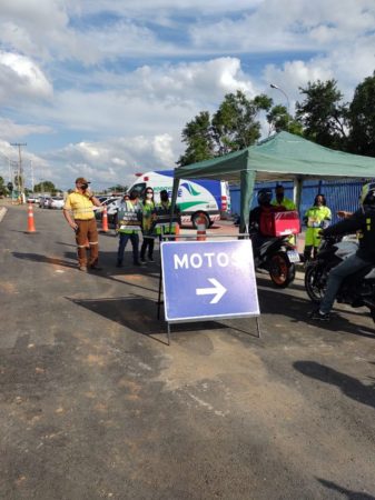 “Operação Cavalo de Aço” orienta motociclistas sobre segurança no trânsito