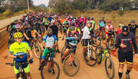 Desafio reúne mais de 600 ciclistas em prol da solidariedade