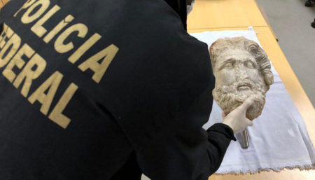 Escultura suspeita de ter sido roubada na Líbia ficou retida em Viracopos