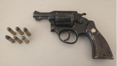 Mulher é presa por porte ilegal de arma em Sumaré