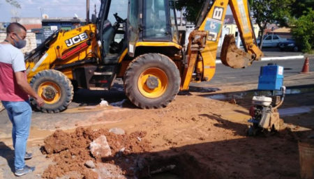 Prefeitura realiza mutirão de serviços para correto funcionamento das redes de esgoto e águas pluviais