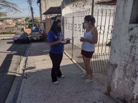 Moradores podem adotar mudas de árvores da Prefeitura