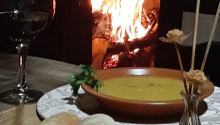 Socorro, entre as montanhas da Serra da Mantiqueira, tem inverno aconchegante e longe de aglomerações
