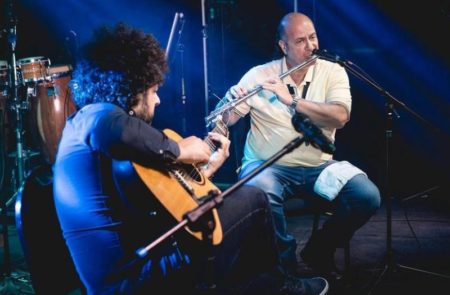 Músicos Derico e Diego Figueiredo realizam workshop e live no Centro de Memória de Hortolândia
