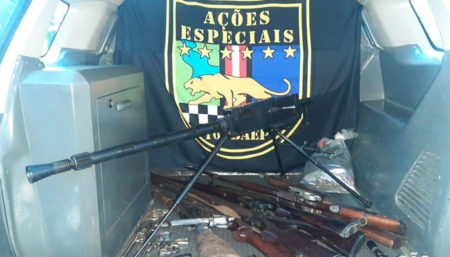 Homem é preso com  metralhadora antiaérea em Hortolândia