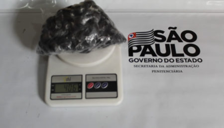 Agentes penitenciários apreendem drogas com presos que voltavam da Saída Temporária