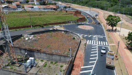 Trecho de avenida do Parque Gabriel agora tem sentido único de direção
