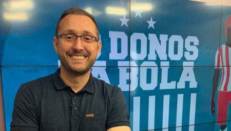Ex-jogador profissional do Corinthians e Guarani Gleguer ministra palestra para crianças do Projeto Águia