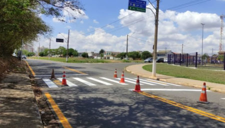 Estrada de acesso à Taquara Branca em Hortolândia ganha tachões
