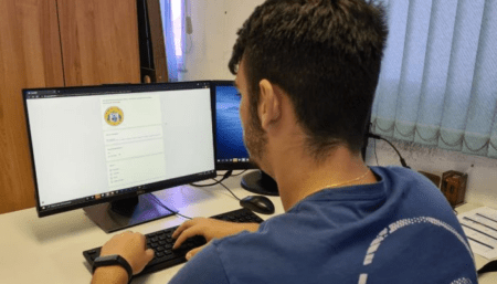 Curso preparatório para ENEM deste ano para alunos de baixa renda