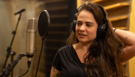 Fernanda Dias lança novo álbum “Dois” com shows gratuitos em Campinas