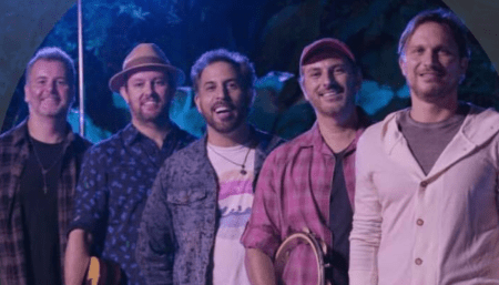 Inimigos da HP se apresenta em Valinhos