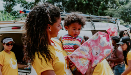 Lona das Artes promove ação social de Natal em Campinas (SP)