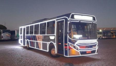 Linhas da EMTU na Região Metropolitana de Campinas recebem ônibus iluminados neste Natal