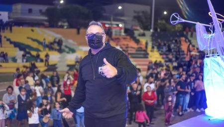 Poderosa receberá evento evangélico  Praça em Chamas