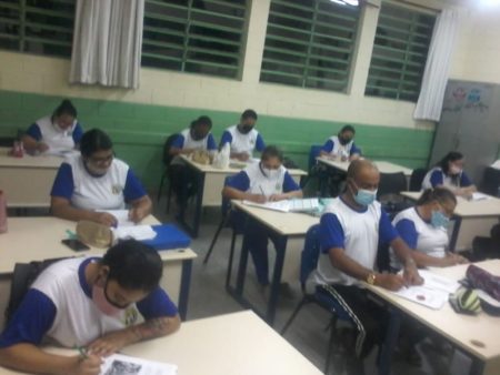 Hortolândia prorroga inscrições gratuitas para a Educação de Jovens e Adultos