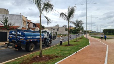 Prefeitura de Hortolândia trabalha na conclusão do paisagismo em obra de ampliação do Pq. Lago da Fé
