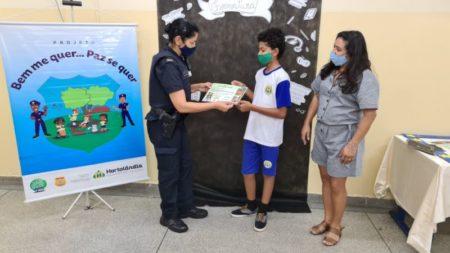 Sessão de fotos marca evento de encerramento do projeto Bem Me Quer, Paz Se Quer em 2021