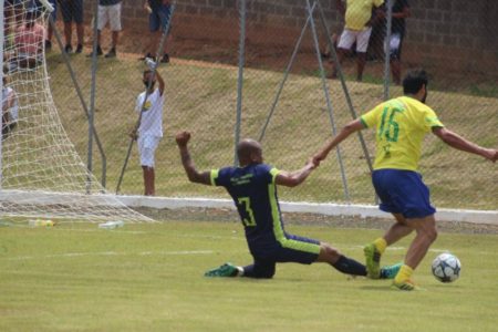 FUTEBOL: Hortolândia master ganha da Seleção Brasileira Master