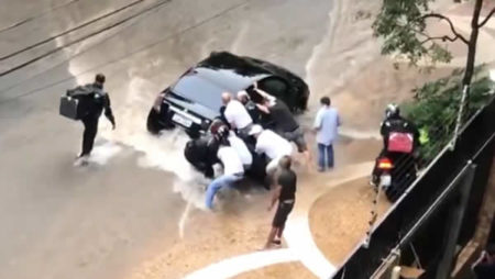 Mulher morre após ficar presa embaixo de carro durante enxurrada em Campinas