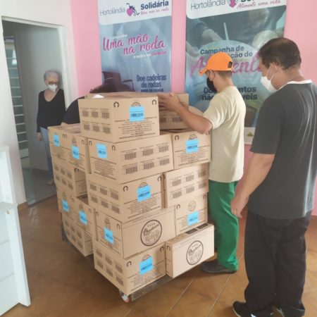 Fundo Social de Solidariedade de Hortolândia recebe doação da Casa Bauducco