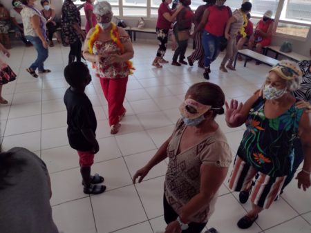 Para promover a mobilização social e o protagonismo da comunidade, CRAS Primavera promove “Carnaval  das famílias”