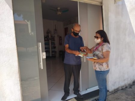 Moradores da Vila Real recebem ação de conscientização ambiental da Prefeitura