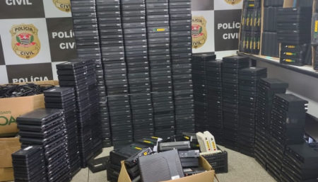 Cerca de 700 modens e decodificadores são recuperados em Campinas