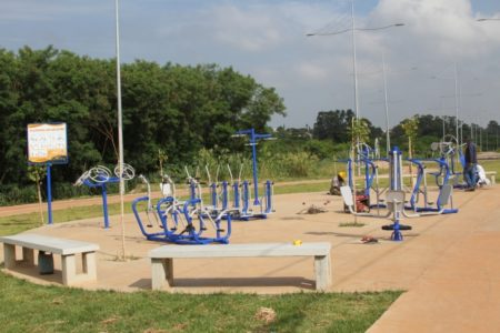 Parque Socioambiental Lago da Fé ganha academia ao ar livre