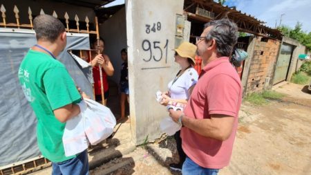 Parceria entre Prefeitura de Hortolândia e CPFL garante doação de mil lâmpadas para famílias do Furlan