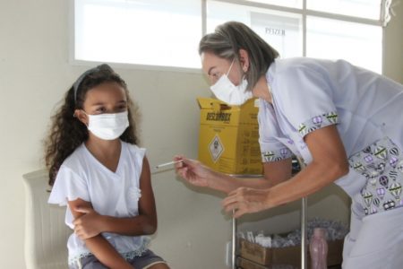 Hortolândia realiza vacinação contra a COVID-19, neste sábado (02/04)