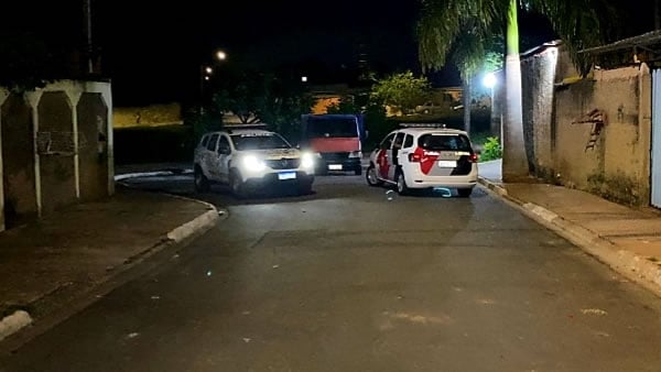 Homem e assassinado a tiros no Jardim Santiagoem Hortolandia