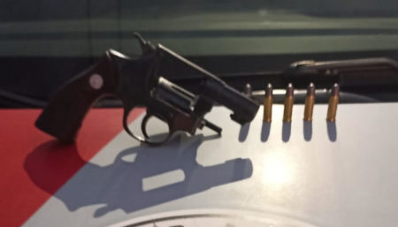 Homem é preso no  por porte ilegal de arma Nova América