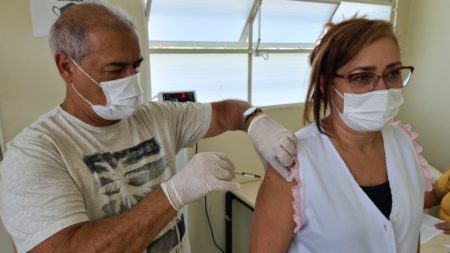 Prefeitura de Hortolândia reforça orientação para que profissionais de saúde se imunizem contra a Influenza