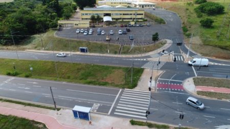 Semáforo instalado em frente ao IFSP de Hortolândia começa a funcionar segunda-feira (02/05)