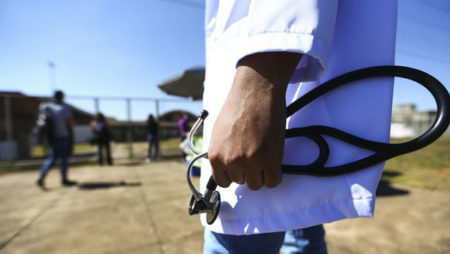 Vereador hortolandense apela ao governo federal na contratação de médicos para Hortolândia