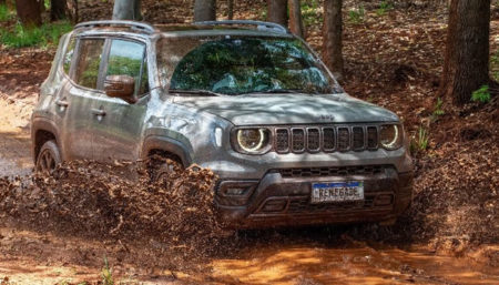 Jeep amplia qualidades do Renegade na linha 2023