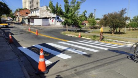 Prefeitura reforça sinalização viária no entorno do Parque Dorothy
