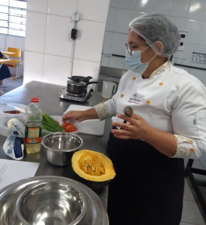 Aprenda a fazer as delícias ensinadas na oficina de receitas juninas