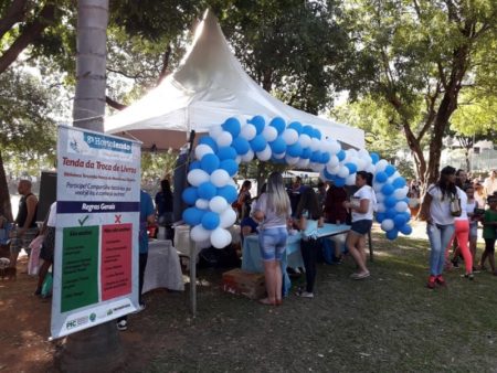 Evento “Hortolendo Nas Escolas” terá banca de troca de livros da Biblioteca Municipal na EMEIEF Zenaide Seorlin, neste domingo (15/05)