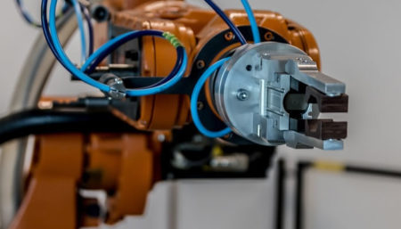 Projeto de lei cria incentivos para uso de robótica em universidades