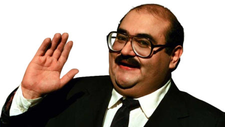 Senhor Barriga, do seriado “Chaves” se apresenta em teatro em Campinas