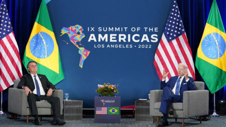 Presidentes Bolsonaro e Biden fazem reunião bilateral nos EUA