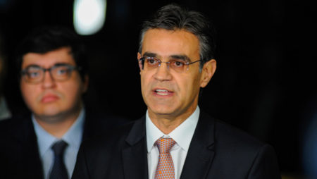 SP propõe suspensão de dívida a União por 2 anos para zerar ICMS de combustíveis