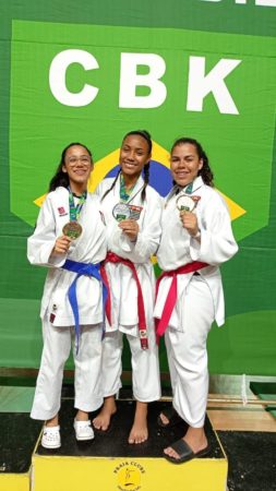 Karatê de Hortolândia brilha em competição nacional disputada em Minas Gerais